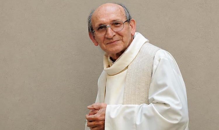 Don Guido Pasini, il sacerdote che ha insegnato alla Chiesa a cantare la Parola